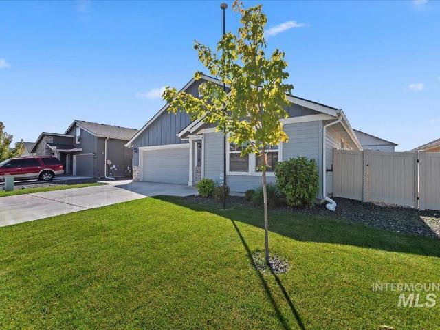 3339 S Walnut Ridge Way