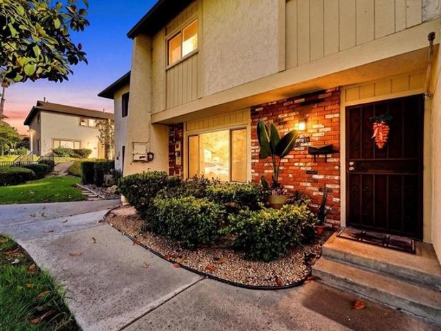 3330 Fairlomas Rd, National City, CA 91950