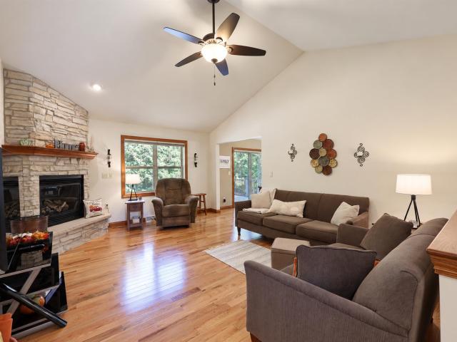 3330 tarragon trail