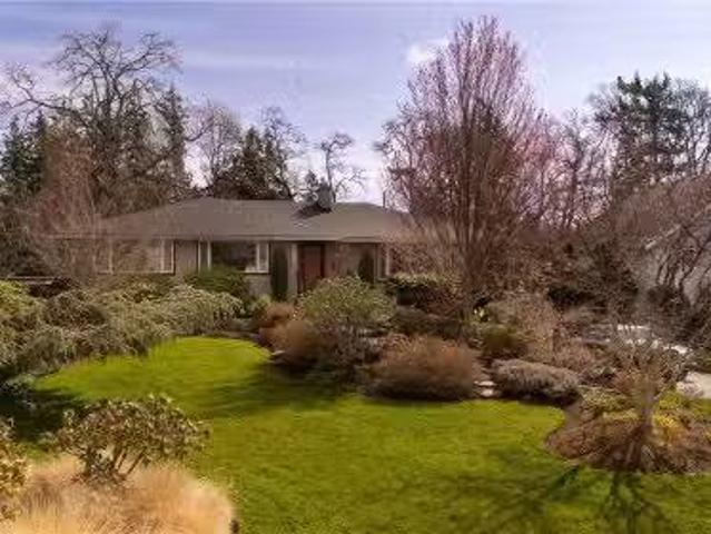 3331 Woodburn Ave, Oak Bay, BC, V8P 5B8 house for sale List.