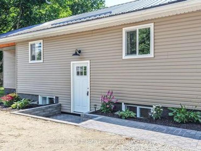 3332 Cleveland Avenue, Severn West Shore, ON, L0K 1G0 house for sale | Listing ID S13681 | Royal LePage
