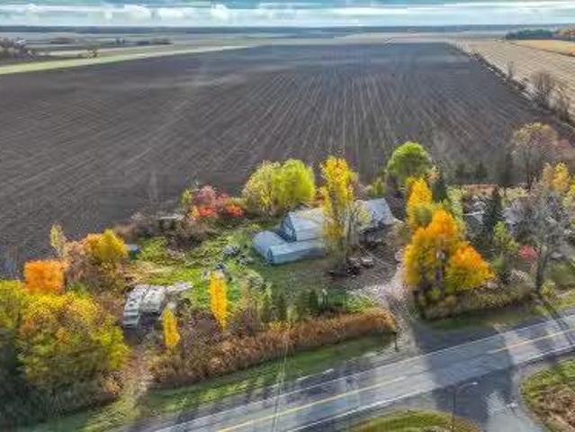 3333 Ch. Des Patriotes, Saint Ours, QC, J0G 1P0 vacant land.