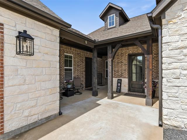 3333 Stoneleigh