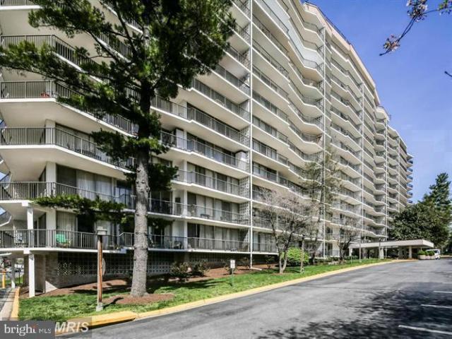 3333 University Boulevard W # 704