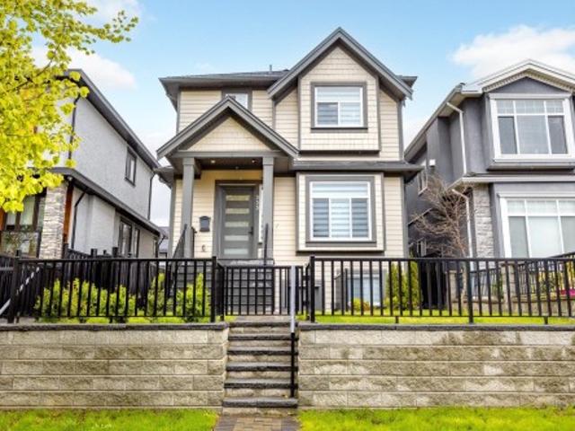 333 64Th Avenue E, Vancouver, BC, V5X 2M8 duplex for sale | Listing ID R3162 | Royal LePage