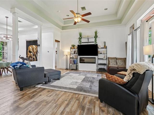 333 Chinawood Drive