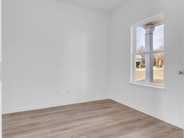 333 Idell Ct