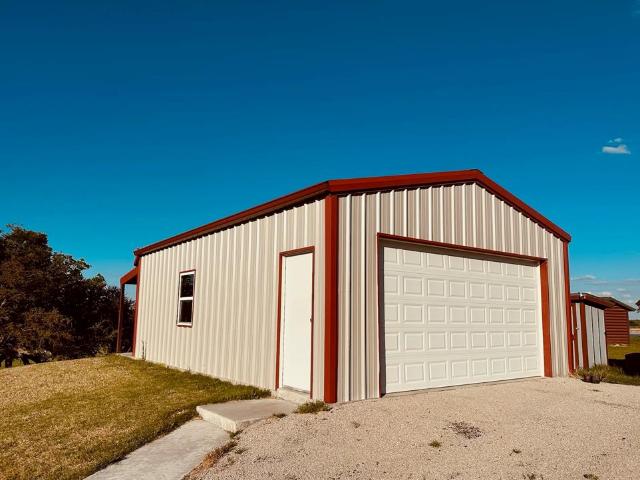 333 Lake Point Rd, Comanche, TX 76442 | MLS #21237