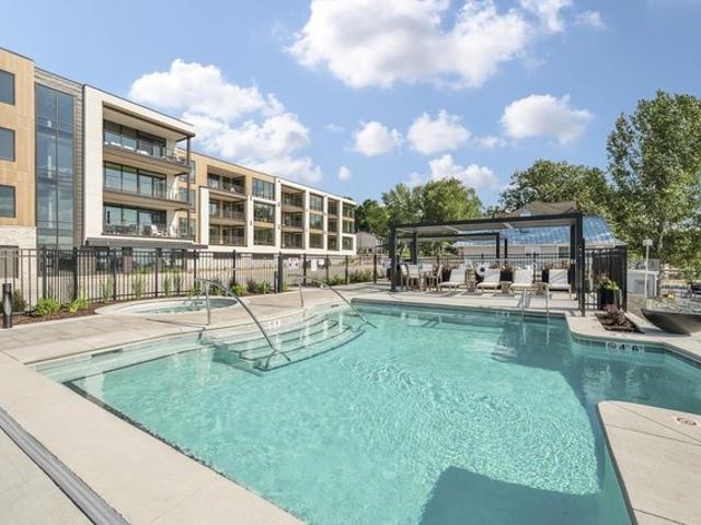 333 N Highway 71 Unit 1E, Arnolds Park, IA 51331