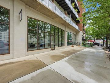 333 Nelson Street Southwest Commercial Unit 225 Unit 225, Studio, 1 full bath