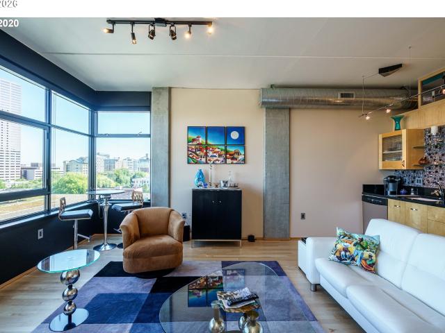 333 NW 9TH AVE # 1011