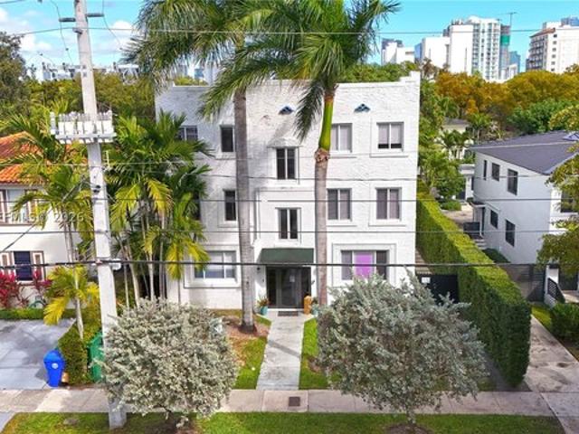 333 SW 30th Rd, Miami, FL 33129