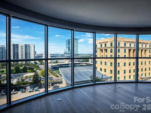 333 W Trade Street # 907