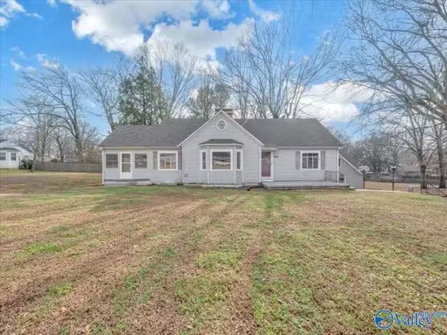 333 W DUNCAN AVE, FLORENCE, AL 35630