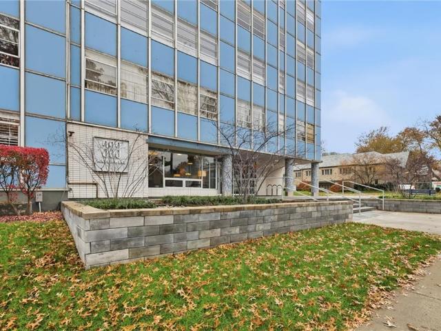333 W Meyer Blvd, Unit 1104, Kansas City, MO 64113 | MLS #2582