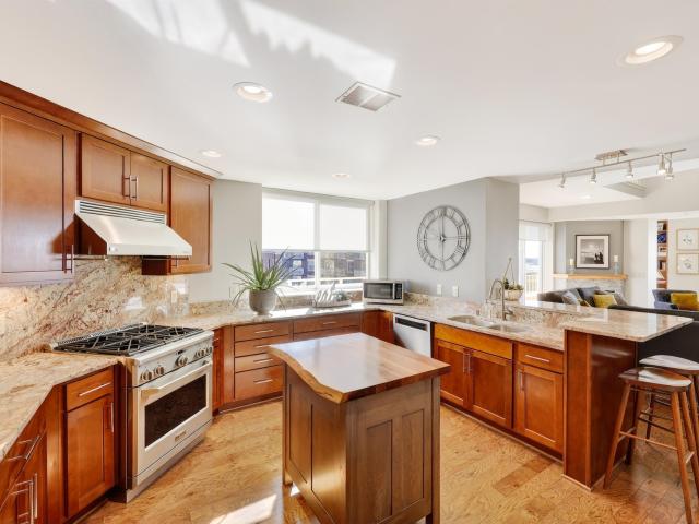 333 W Mifflin Street