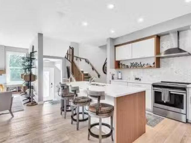 333 Walgrove Terrace Se, Calgary, AB, T2X 4G1 house for sale.