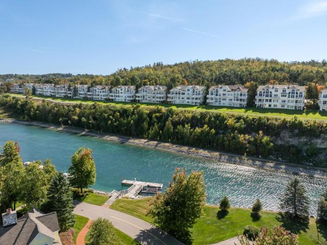 3344 Cliffs Drive, Bay Harbor, US, MI