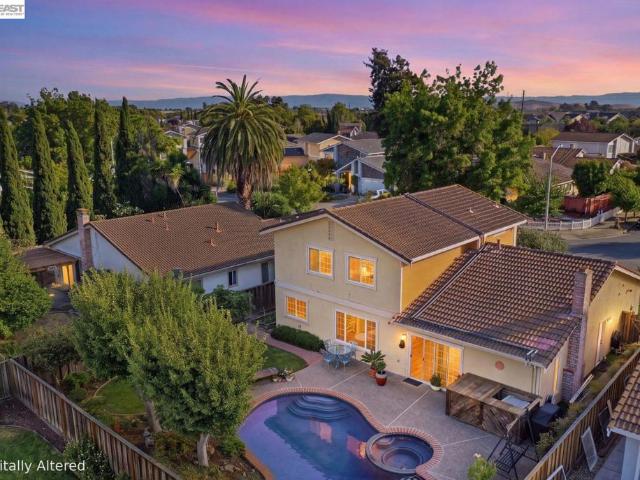 33455 Caliban Dr
