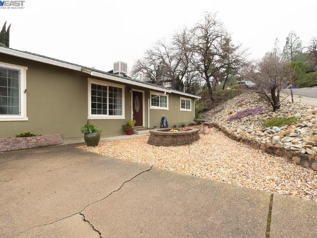 3345 Oakwood Place
