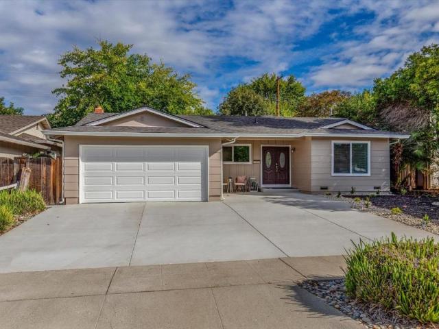 3345 Valley Square Lane