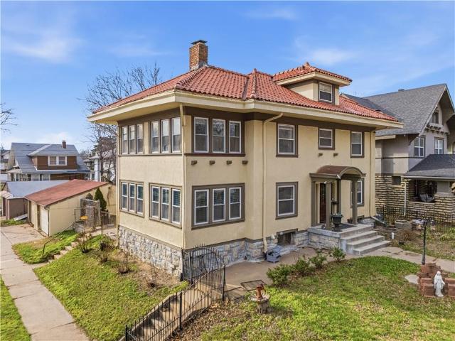 3346 Benton Boulevard