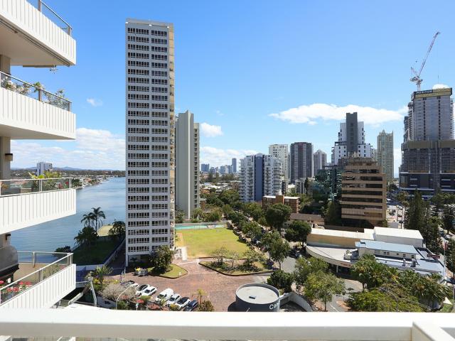 33/40 ferny avenue, surfers paradise qld for rent lj hooker