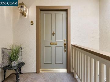 3341 Tice Creek Dr 5
