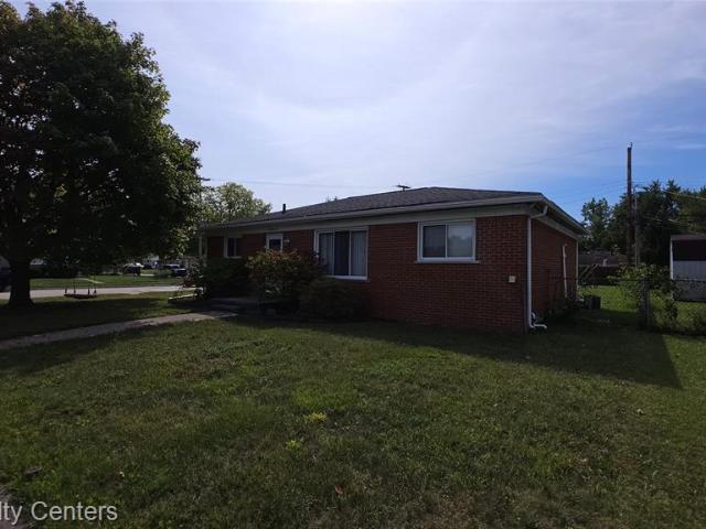 33431 Farmington Court
