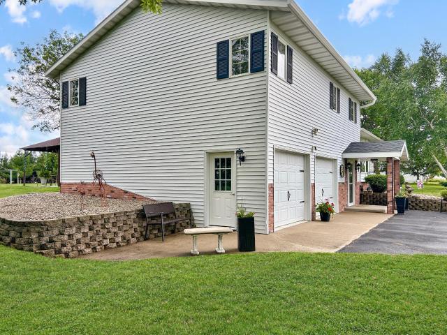 33434 Country Loop