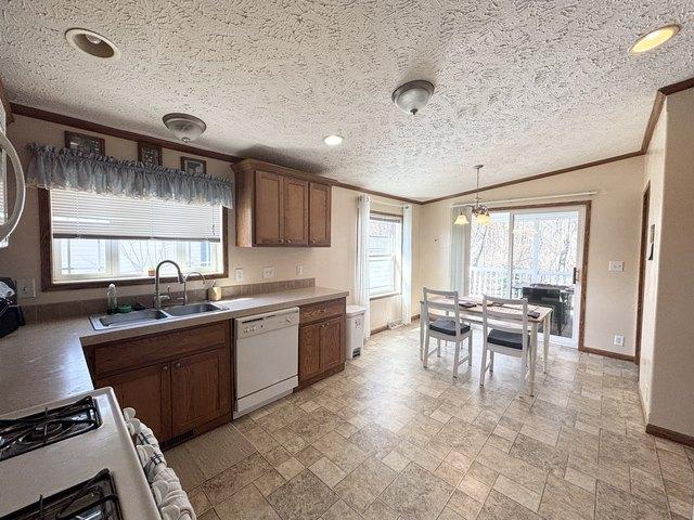 334 Burr Oak Ln, Whittaker, MI 48190