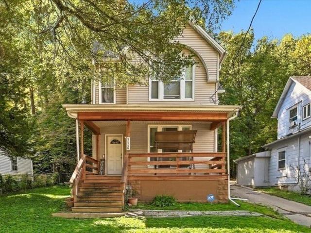 334 Lincoln Ave, Council Bluffs, IA 51503