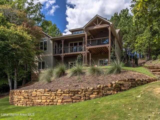 334 Pine Needle Ln, Dadeville, AL 36853