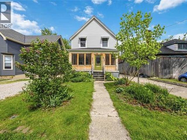 334 Vidal Street South, Sarnia, ON, N7T 2T9 house for sale | Listing ID 26017 | Royal LePage