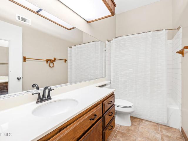 3354 Darby St, Unit 313, Simi Valley, CA 93063 | MLS #226001 VC
