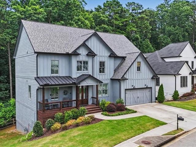 3356 Kenyon Creek Drive NW