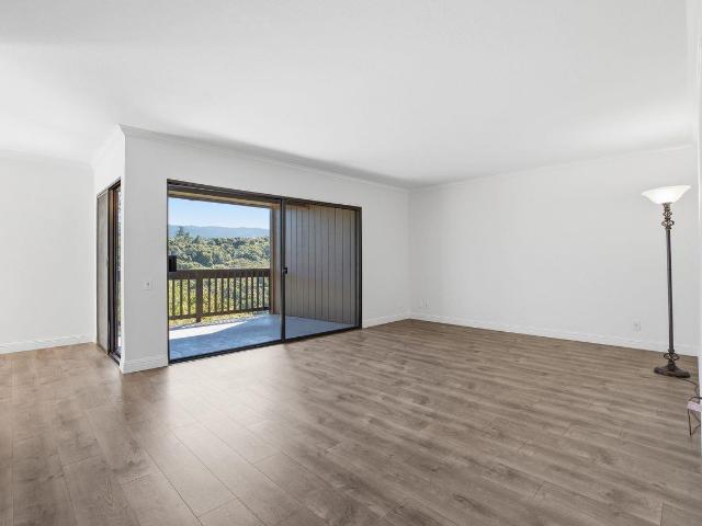 3358 La Mesa Drive 7