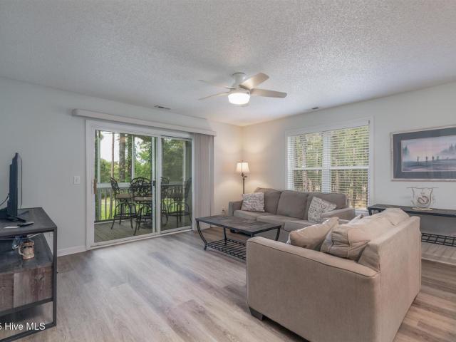 3350 Club Villas Dr, Unit 104, Southport, NC 28461 | MLS #100513
