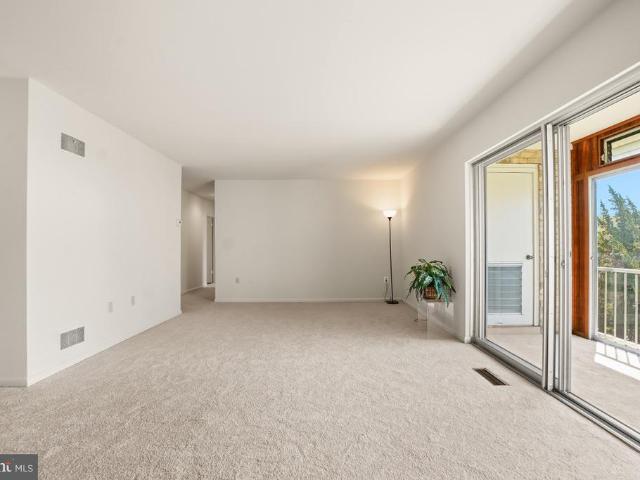 3350 Gleneagles Drive # 70 2B