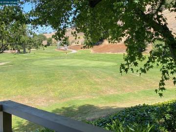 3350 Rossmoor Pkwy 4