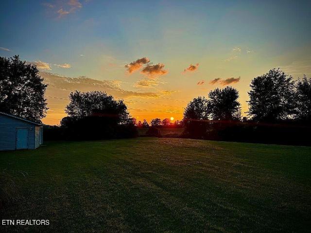 3351 E State Line Rd