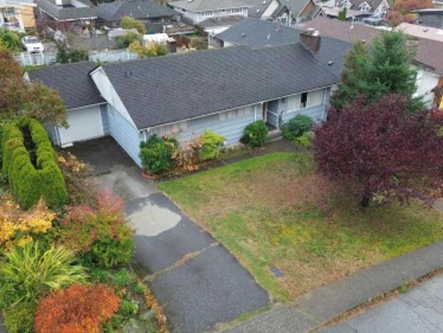 335 28Th Street W, North Vancouver, BC, V7N 2J2 house for sale | Listing ID R3179 | Royal LePage