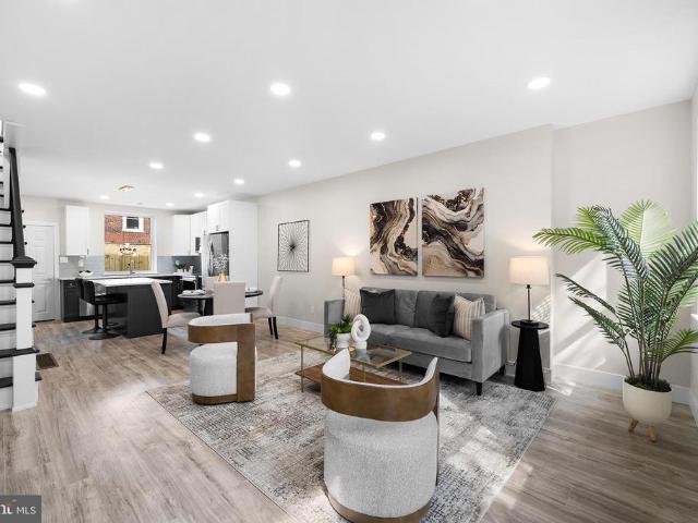 335 Greenwich Street