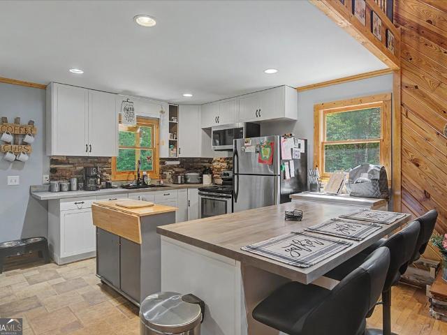 335 Dunn Road