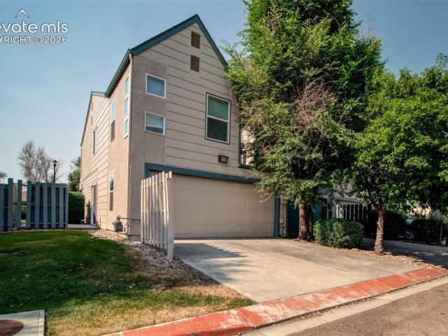 335 E Missouri Avenue