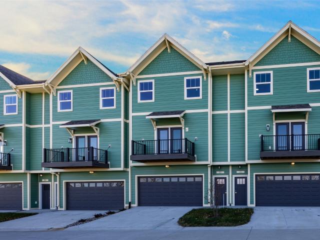 335 Forest Avenue 24