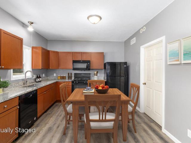 335 N 2nd Street