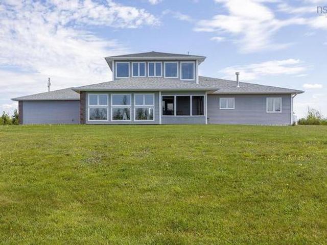 335 Smith Road, Malagash, NS, B0K 1E0 Luxury House for sale | Listing ID 202614 | Royal LePage Carriage Trade Luxury Properties
