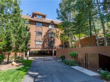 335 Ski Way, Unit 313, Incline Village, NV 89451 | MLS #1018
