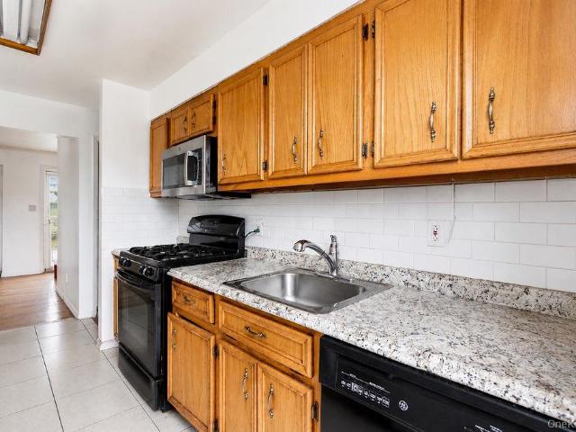 335 Roquette Avenue